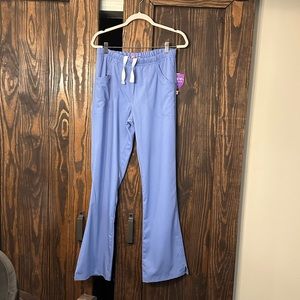 NWT Urbane Ultimate Scrub Pants. Size Small Tall (Ceil Blue color)